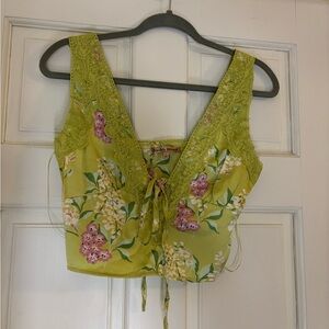 Floral Lace Trim Crop Top
